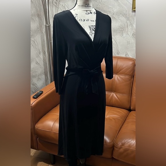 Classic Black Dress by Anna Molinari Sz M, I 48

Argentine tango inspired - Picture 16 of 17